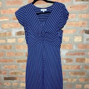 Summer dress with pin stripes and tie laces in front, flounce sleeves